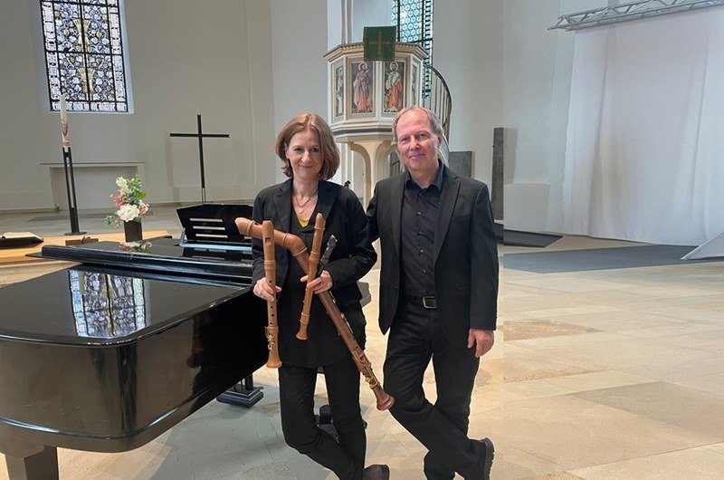 Susanne Hochscheid &  Niclas Floer   Unerhört! 
